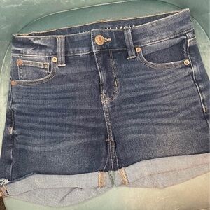 American eagle dark wash cuffed midi shorts size 0